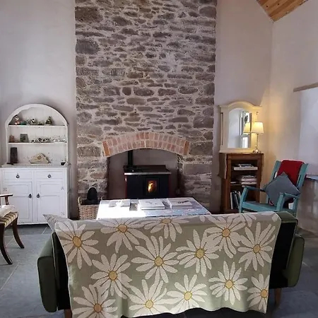 Cathy's Castlemaine